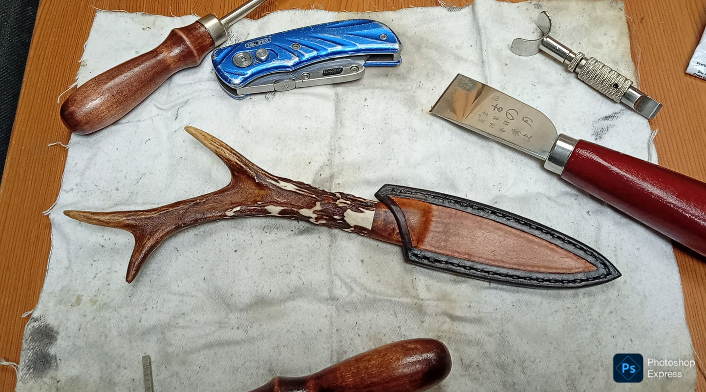 Antler Sgian Dubh - with Sheath