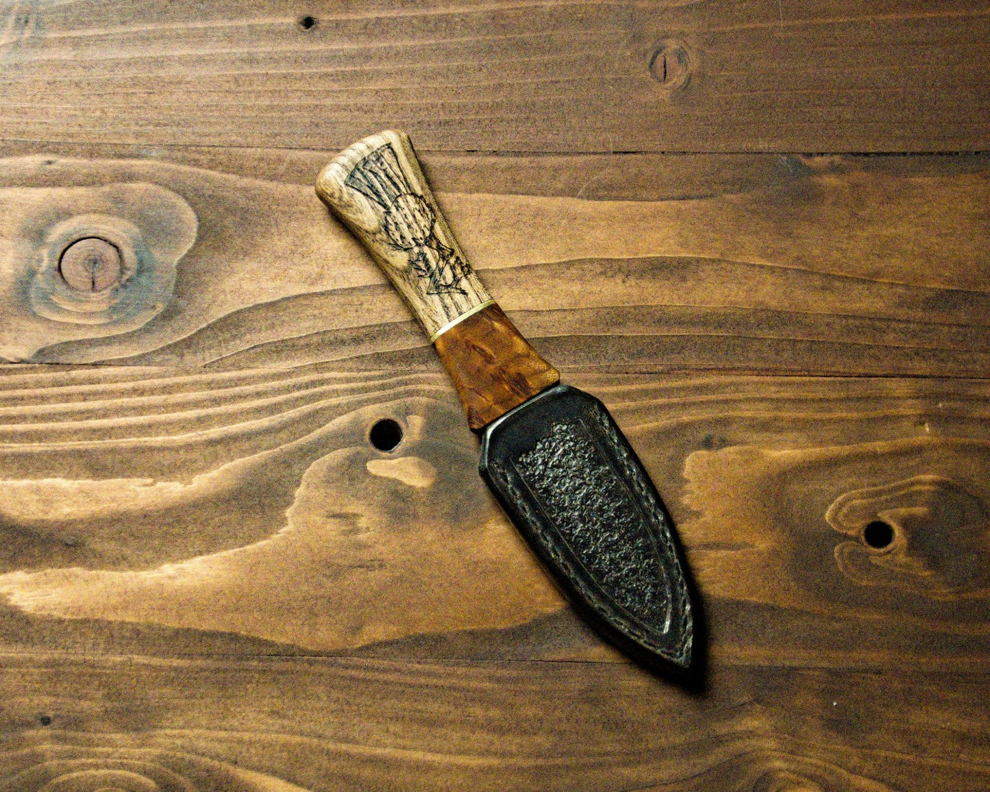 Sgian Dubh - Brut de forge finish - 3 piece handle - The Iron Haggis - Kitchen Knife
